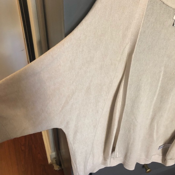 A New Day open from cardigan - Picture 3 of 4